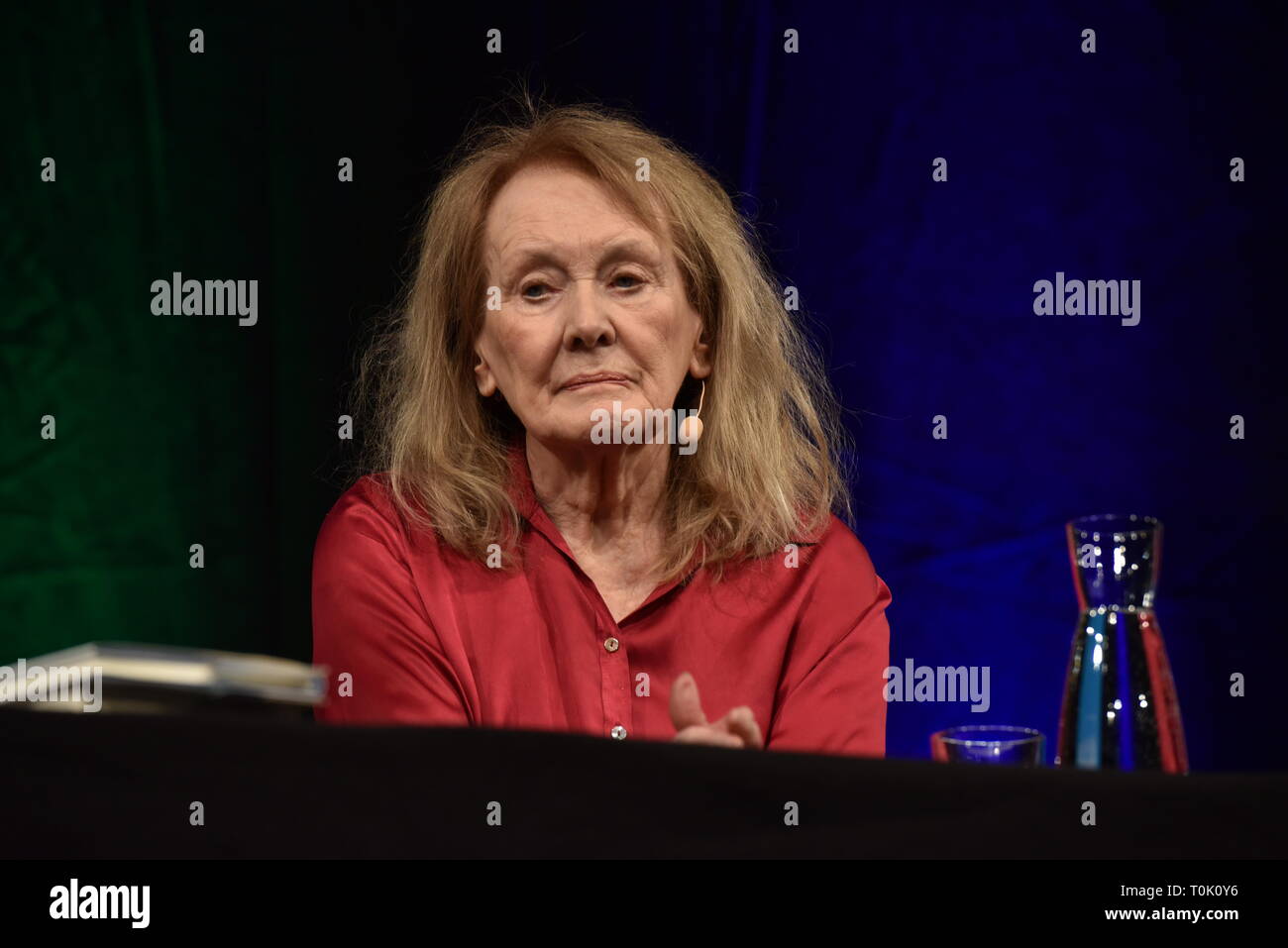 20 de marzo de 2019, Renania del Norte-Westfalia, Köln: El escritor francés Annie Ernaux leerá en la iluminación de la colonia, la fiesta internacional de la literatura, en 20.03.2019 en Colonia. Foto: Horst Galuschka Foto: Horst Galuschka/dpa Foto de stock