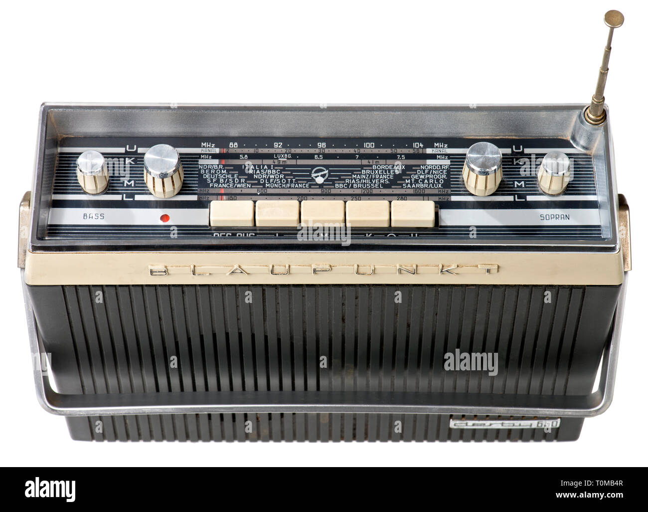1964 muy pequeña radio portátil de Sony TFM-825DL Fotografía de