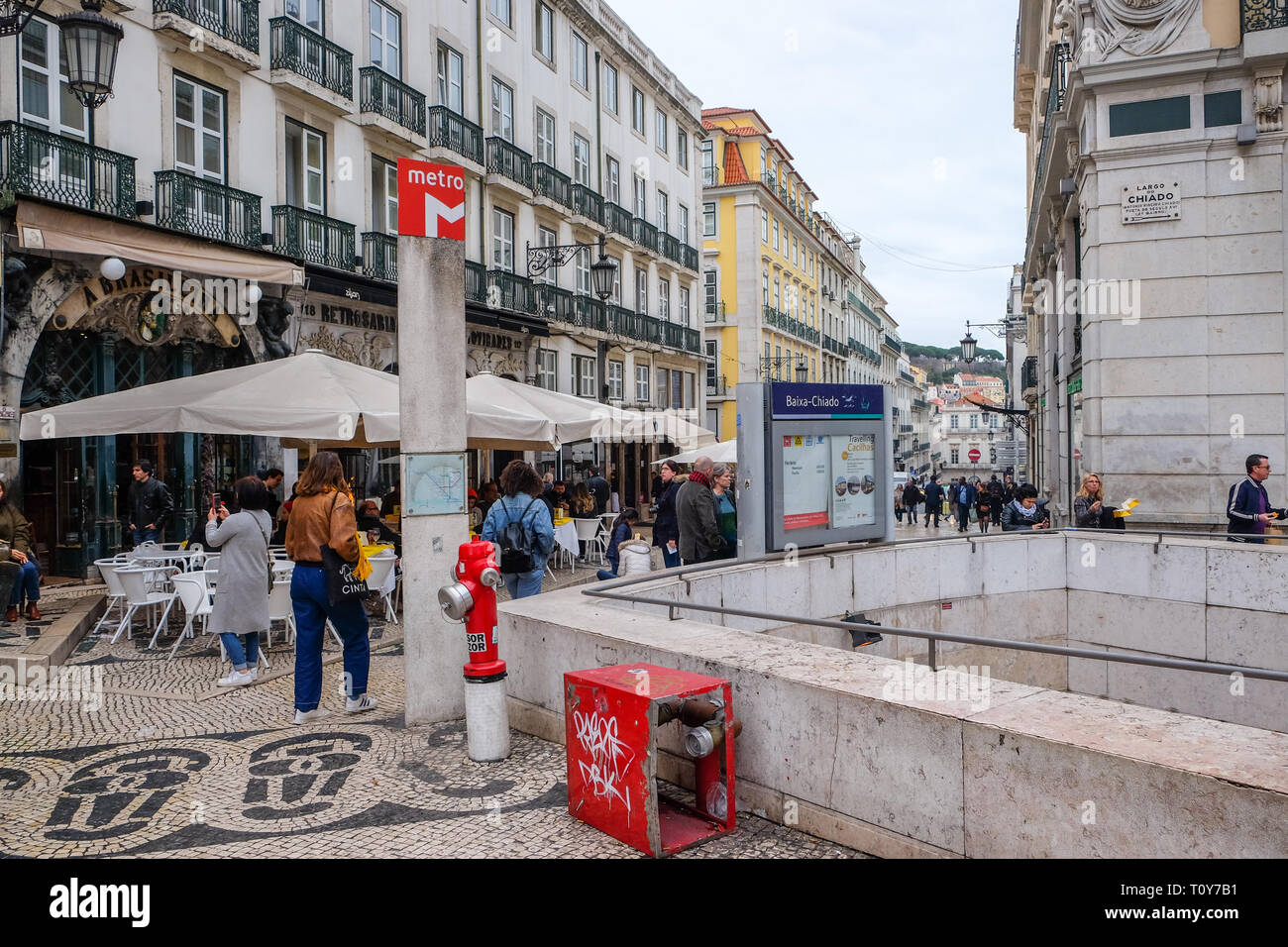 Además Buque de guerra Comprometido La estación de metro Baixa-Chiado, Lisboa, Portugal. De febrero de 2019  Fotografía de stock - Alamy