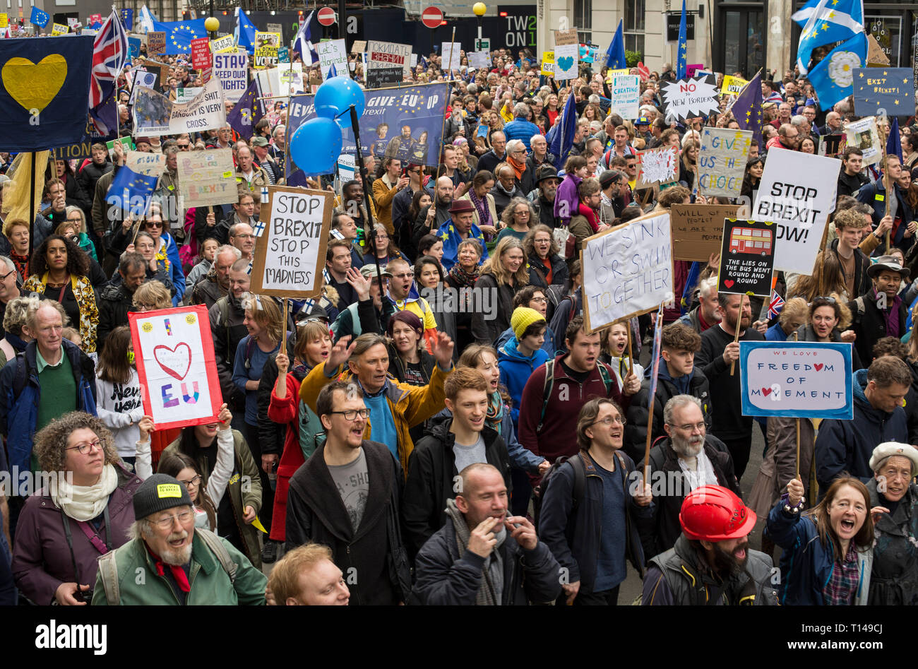 Los pueblos de marzo para una segunda votación sobre Brexit Foto de stock