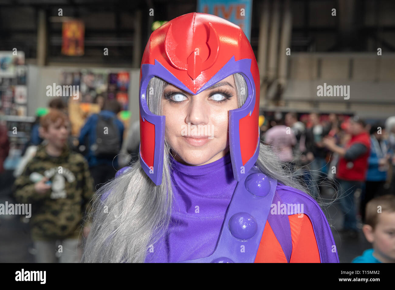 Birmingham, Reino Unido. Sábado 23 de marzo de 2019. Cosplayers visto en carácter en el 1er día del Comic Con MCM en el NEC Birmingham , © Jason Richardson / Alamy Live News Foto de stock