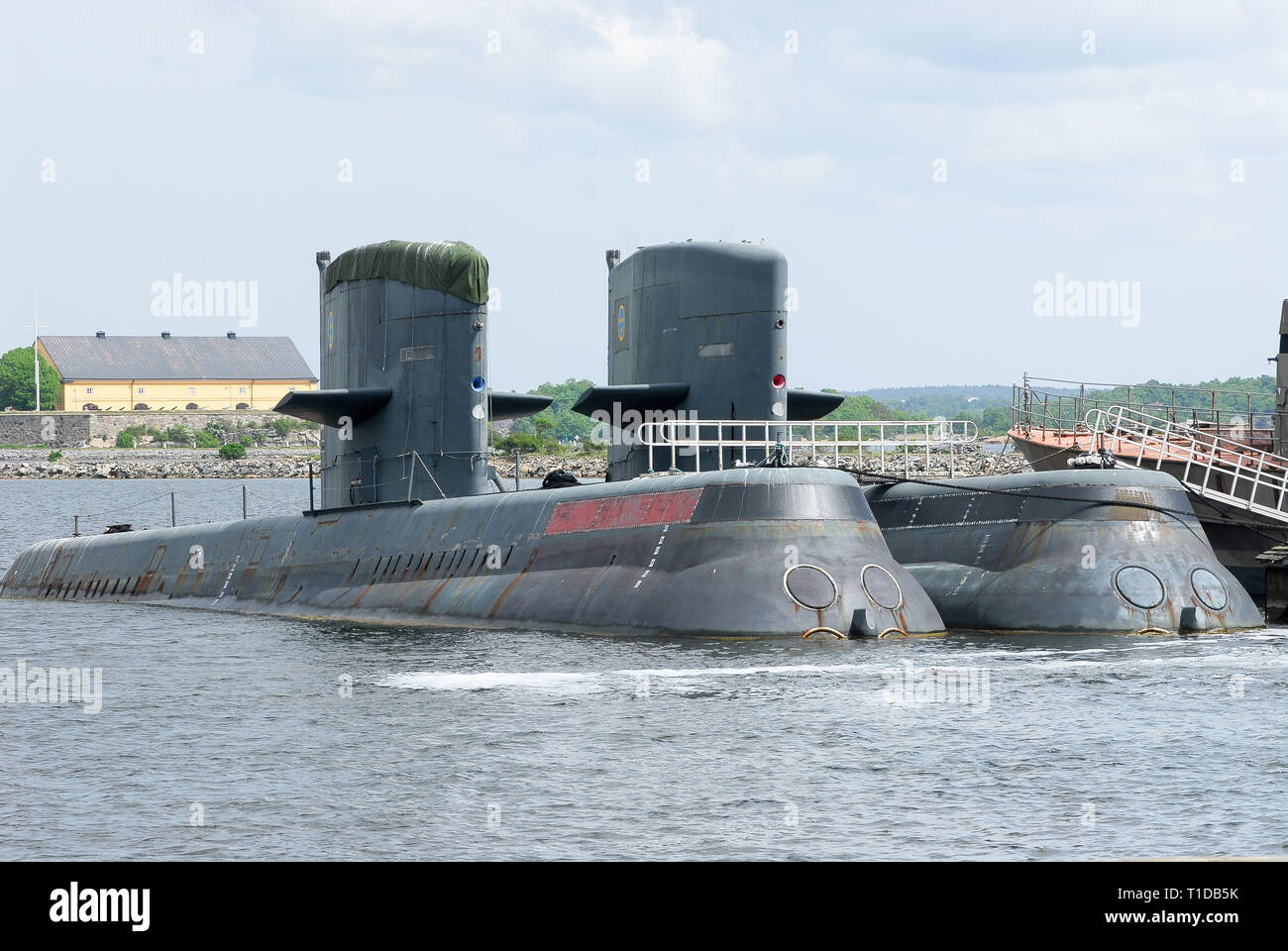 Ex-HSwMS Hälsingland (ahora RSS Archer) y ex-HSwMS Västergötland (RSS) espadachín, en reserva Västergötland-submarinos clase, vendida a República de Singa Foto de stock