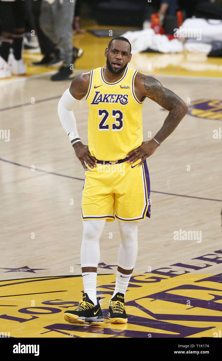 Los Angeles, California, EEUU. 26 Mar, 2019. Los Angeles Lakers' LeBron en un juego de baloncesto de la NBA entre Los Angeles Lakers y Washington Wizards, Martes, 26 de marzo