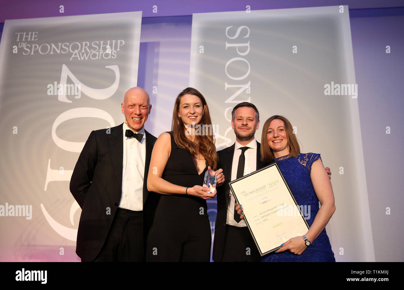 Los ganadores de la mejor utilización de la investigación y la evaluación en el escenario durante el REINO UNIDO Patrocinio Awards de 2019 celebrada en el London Marriott Hotel Grosvenor Square, Londres. Foto de stock