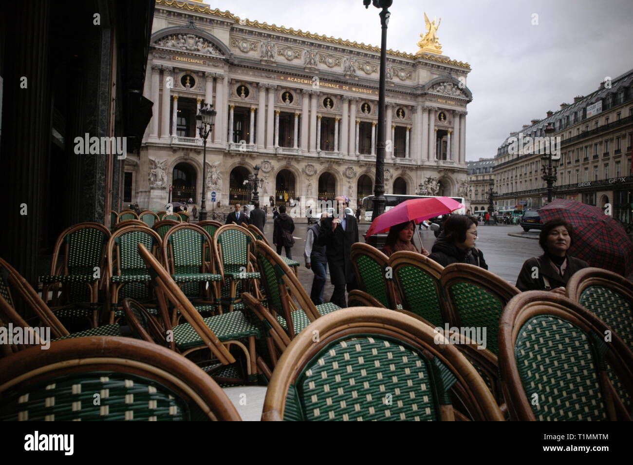 AJAXNETPHOTO. 2006. París, Francia. - L'Opera, también conocido como Palais Garnier. Foto:Jonathan EASTLAND/AJAX Ref: R63003 190 Foto de stock