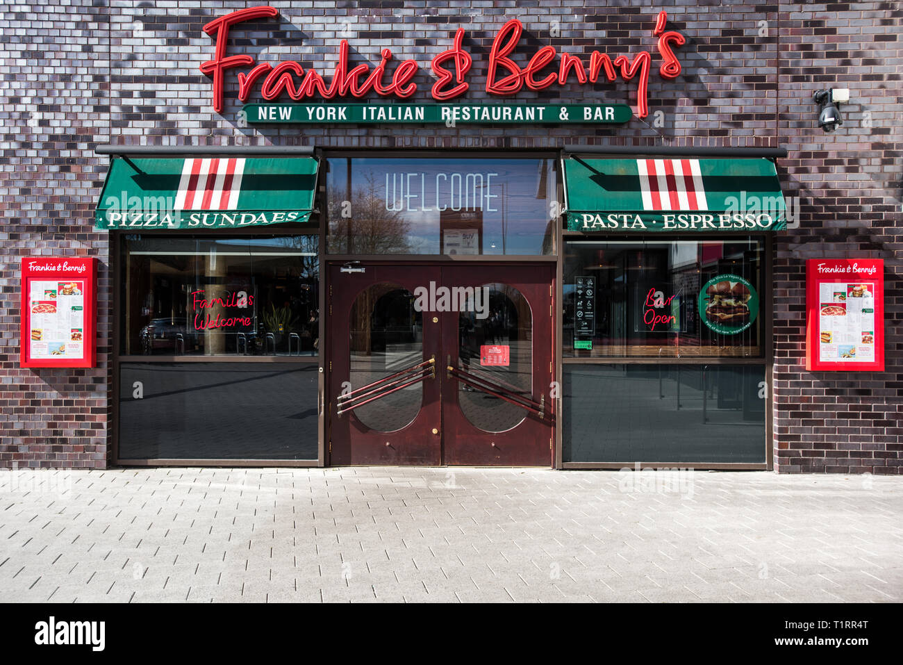 Restaurante frankie y bennys fotografías e imágenes de alta resolución