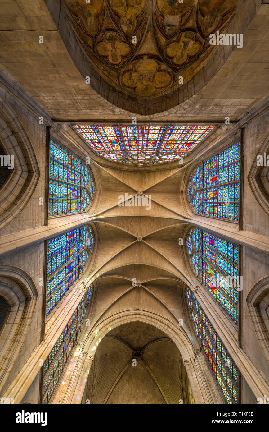Basílica de San Urbano de Troyes (noreste de Francia) interior del