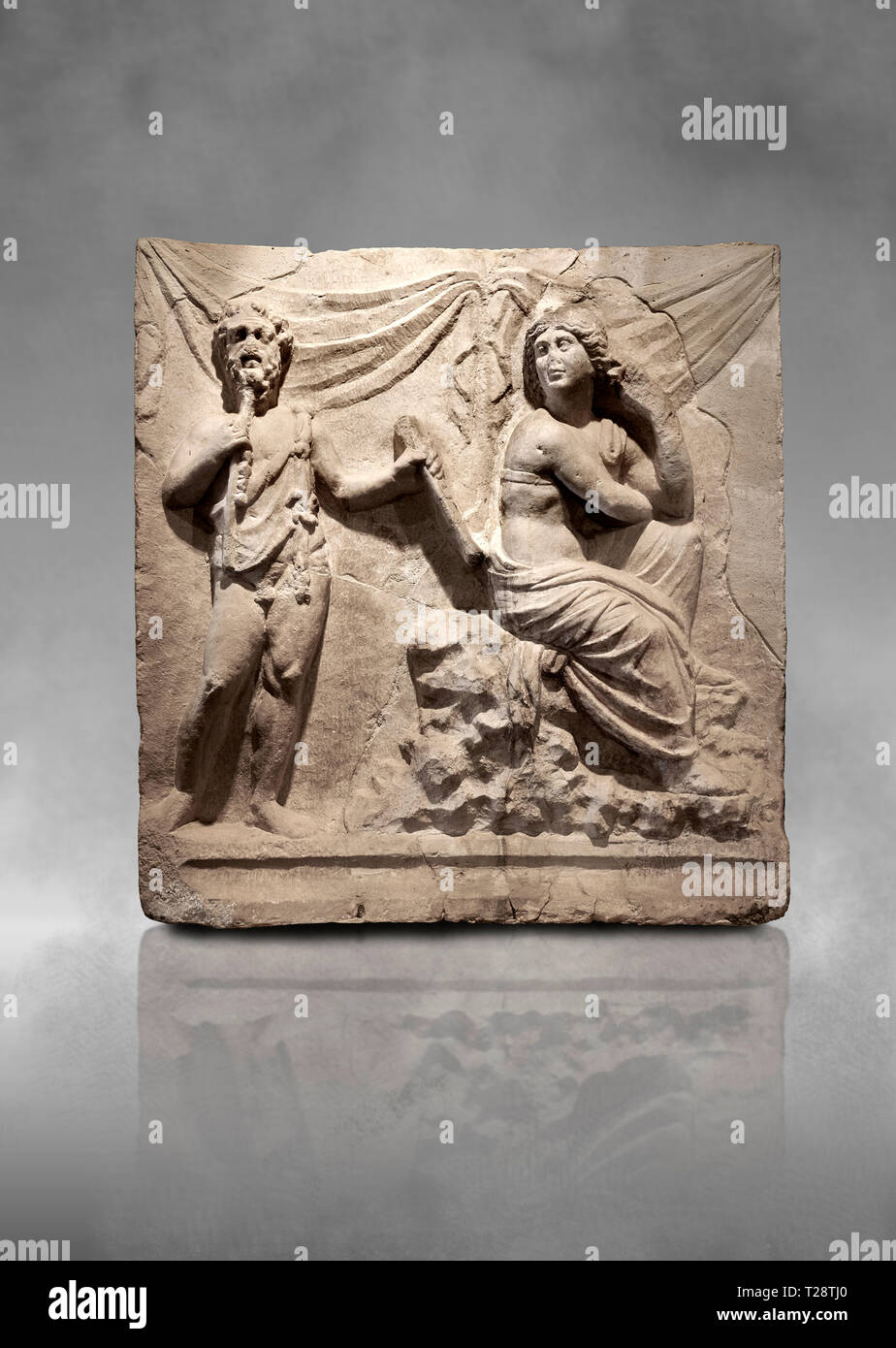 Socorro Romano Guerra De Los Gigantes Y Los Dioses Roman 2 º Siglo Dc Hierapolis Teatro Museo De Arqueologia De Hierapolis Turquia Fotografia De Stock Alamy