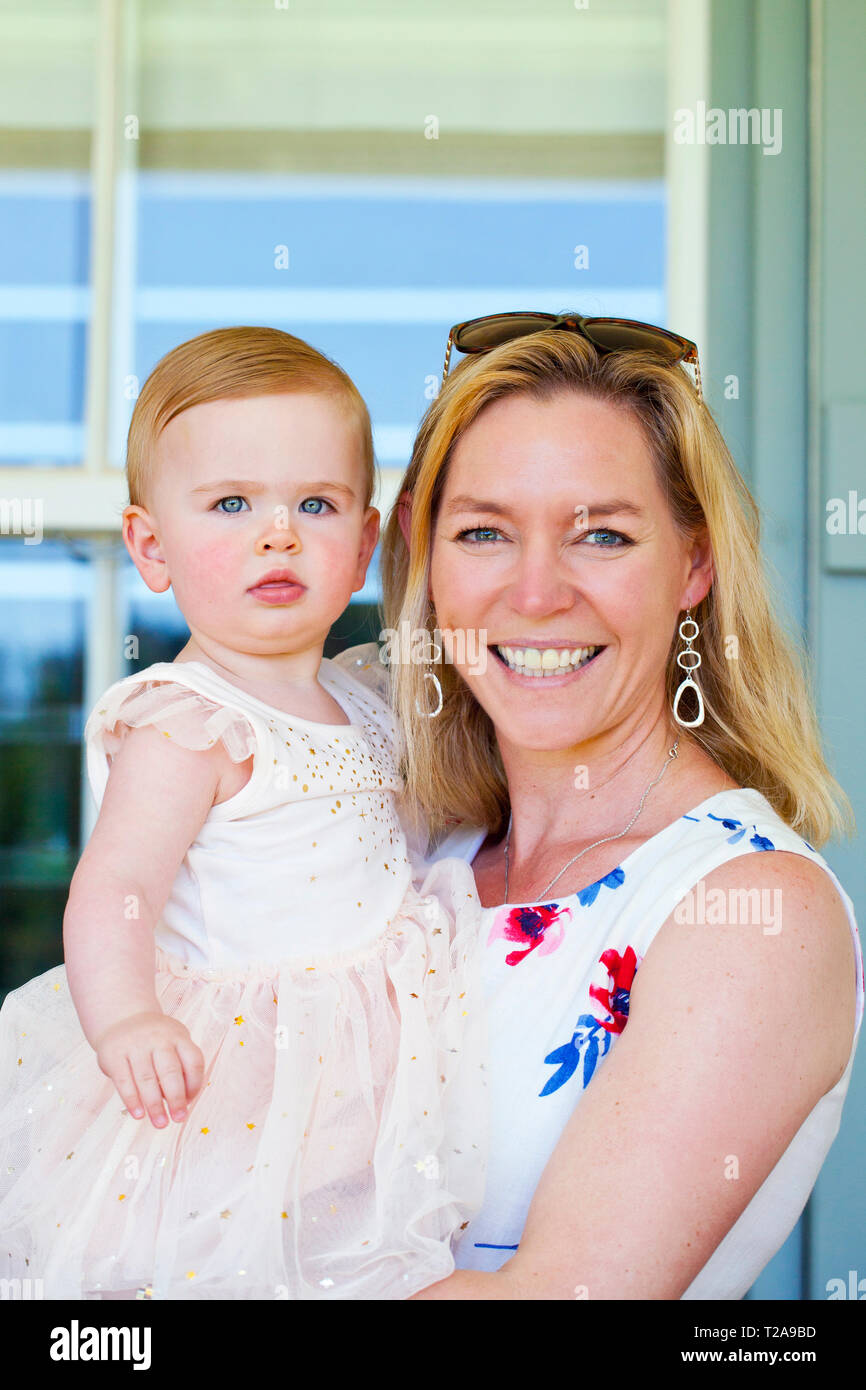 Madre e hija Foto de stock