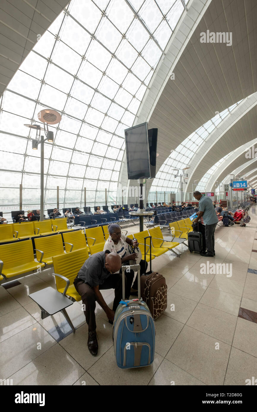 El Aeropuerto Internacional de Dubai, Emiratos Árabes Unidos Foto de stock