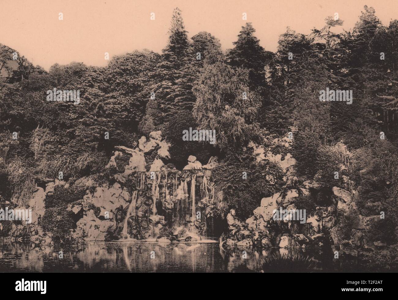 Bois de Boulogne - La Cascade Foto de stock