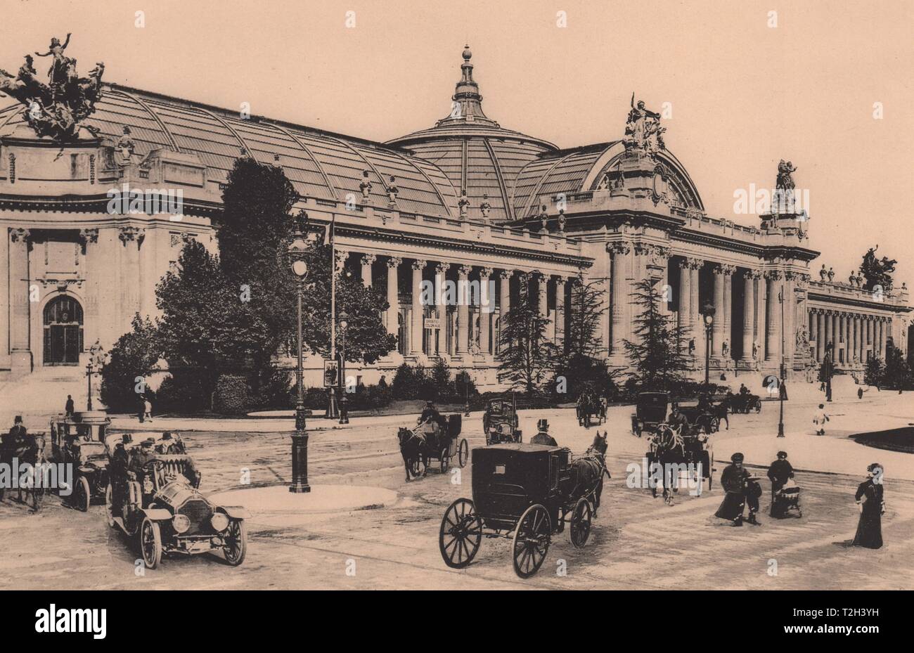Le Grand Palais des Champs-Elysées Foto de stock