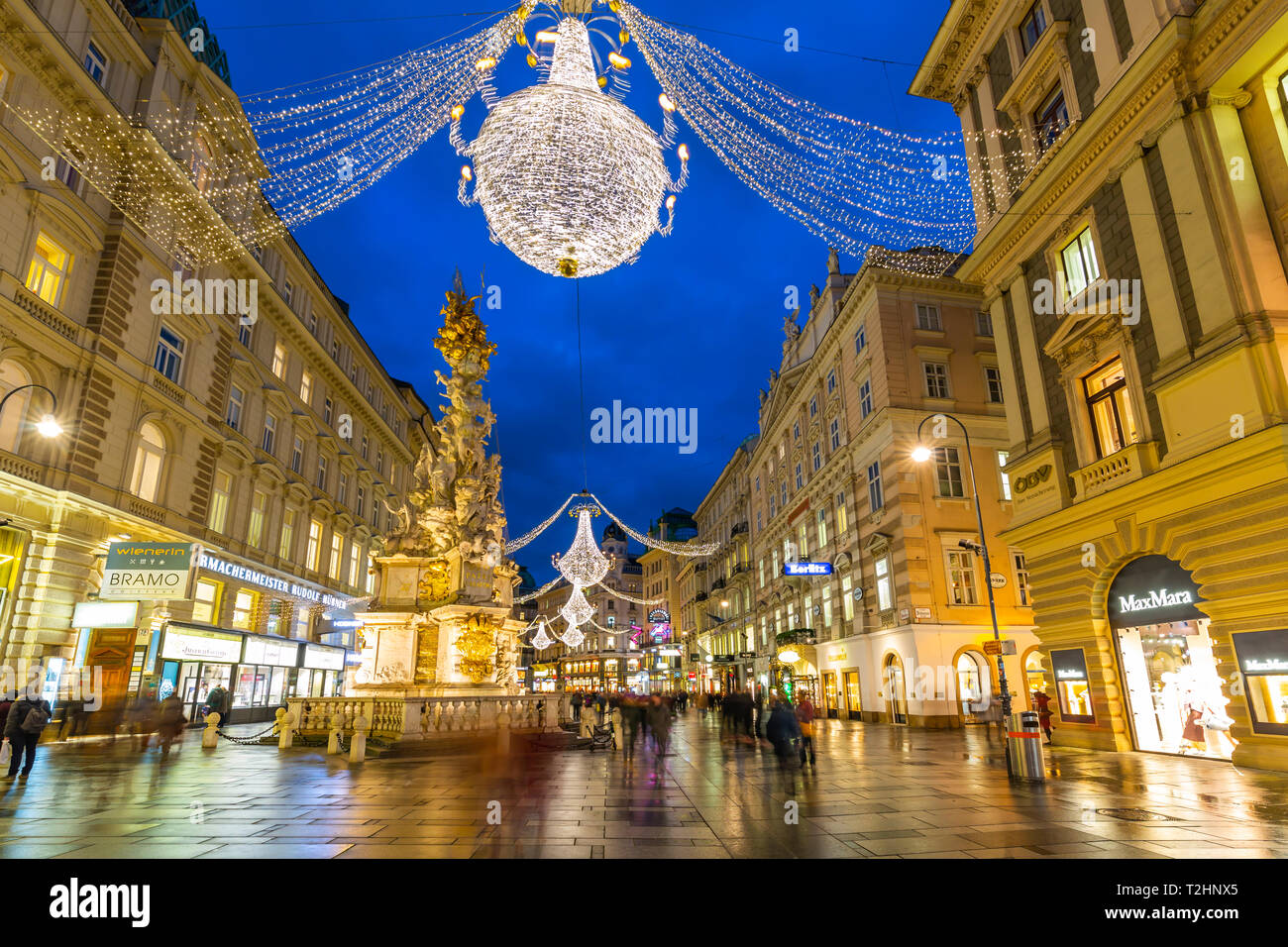 Vista de las luces de Navidad en Graben al anochecer, Viena, Austria, Europa Foto de stock