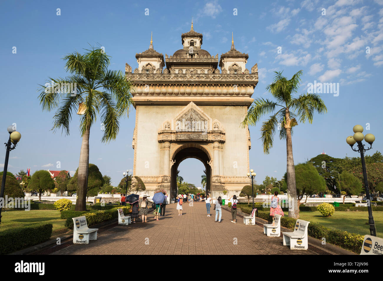 Patuxai Monumento a la victoria (Arc de Triomphe) de Vientiane, Vientiane, Laos, Sudeste de Asia Foto de stock
