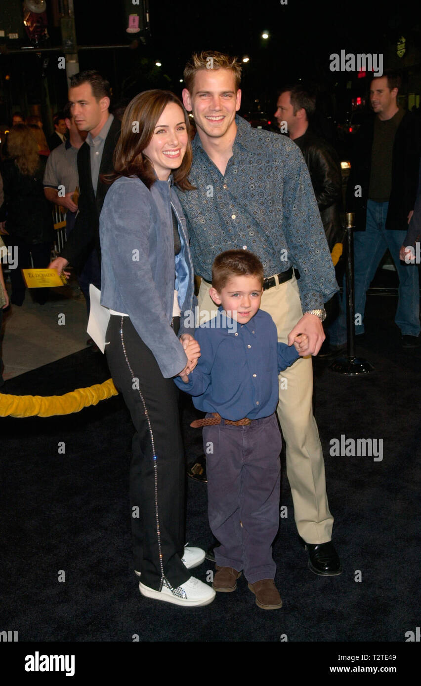 LOS ANGELES, CA. Marzo 29, 2000 el actor SCOTT BAIRSTOW & esposa e