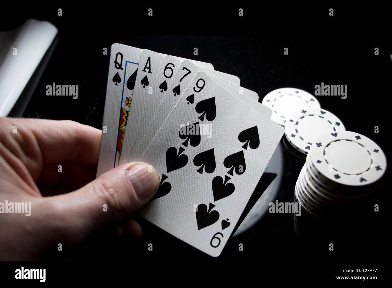 Jugar al póquer y apuestas de cerca. Tarjeta de Juego de mano ganadora. Cara de Poker. Foto de stock