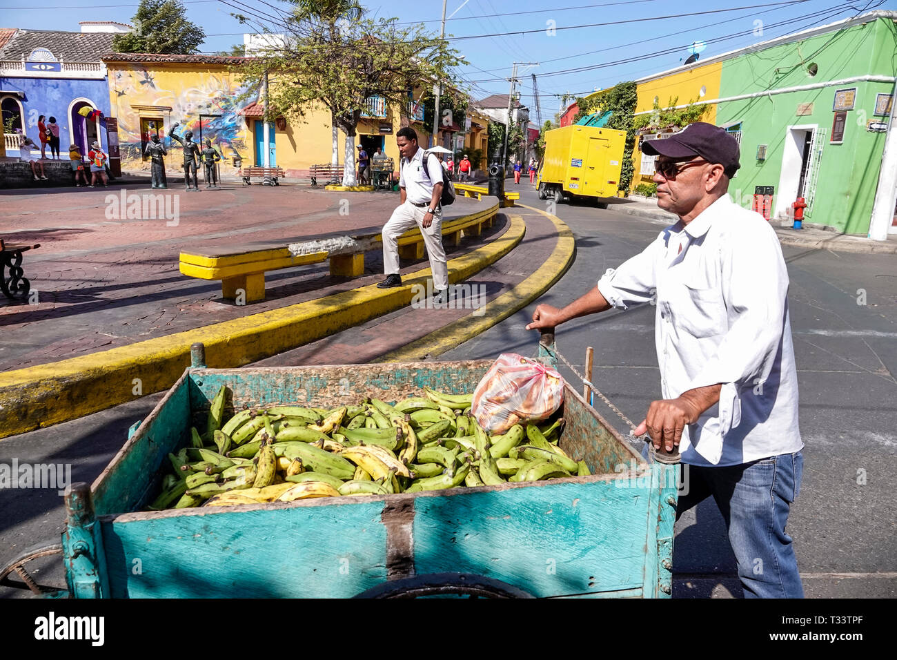 Cartagena COLOMBIA,CENTER,Getsemani,HISPANIC LATINO INMIGRANTES ÉTNICO INMIGRANTES MINORÍA,RESIDENTES,ADULTOS ADULTOS HOMBRE HOMBRE HOMBRE,BAN Foto de stock