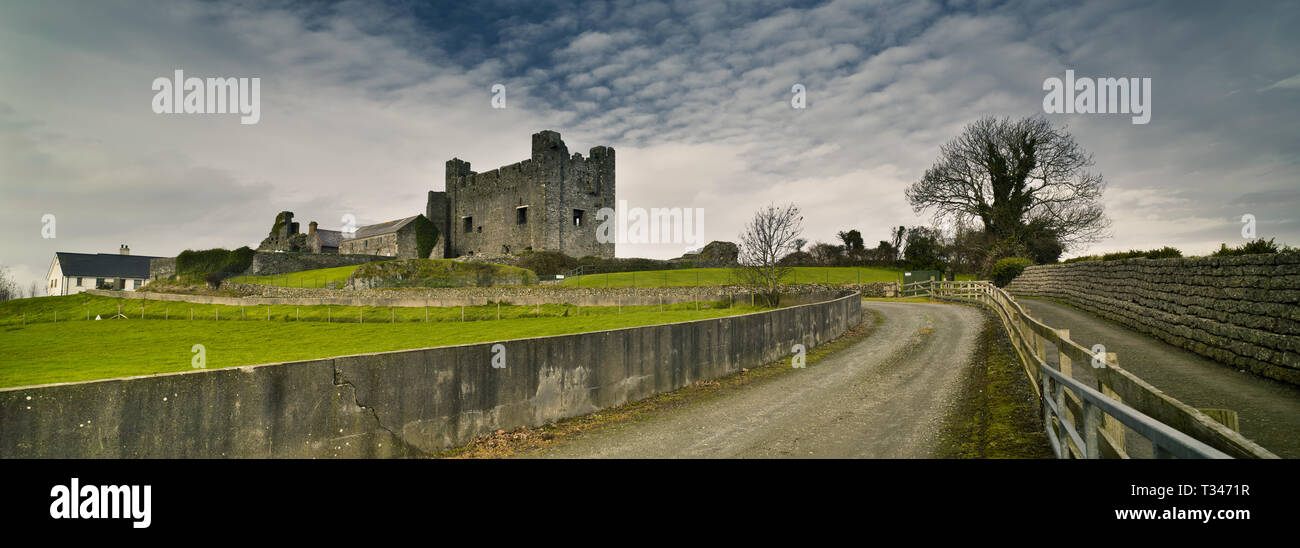 Greencastle Castillo Real, Kilkeel Newry en el Condado de Down, Irlanda del Norte, Reino Unido en otoño. Foto de stock