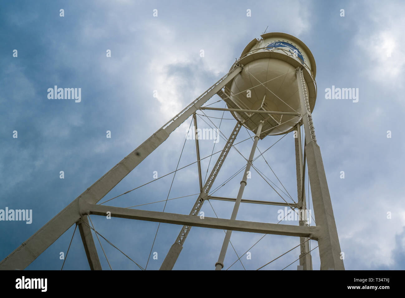 Paramount Studios Tour, la famosa torre de agua, Los Ángeles, California, EE.UU. Foto de stock