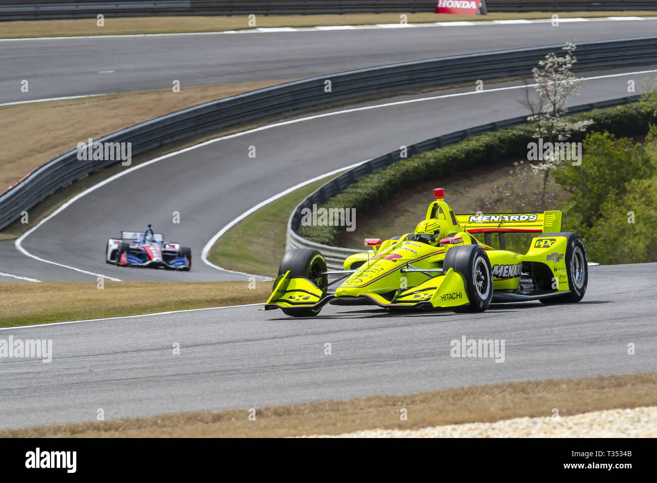 Birmingham, Alabama, EUA. 6 abr, 2019. SIMON PAGENAUD (22) de Francia pasa a través de la gira durante la práctica para el Honda Indy Grand Prix de Alabama en Barber Motorsports Park en Birmingham, Alabama. (Crédito de la Imagen: © Walter G Arce Sr Asp Inc/ASP) Foto de stock