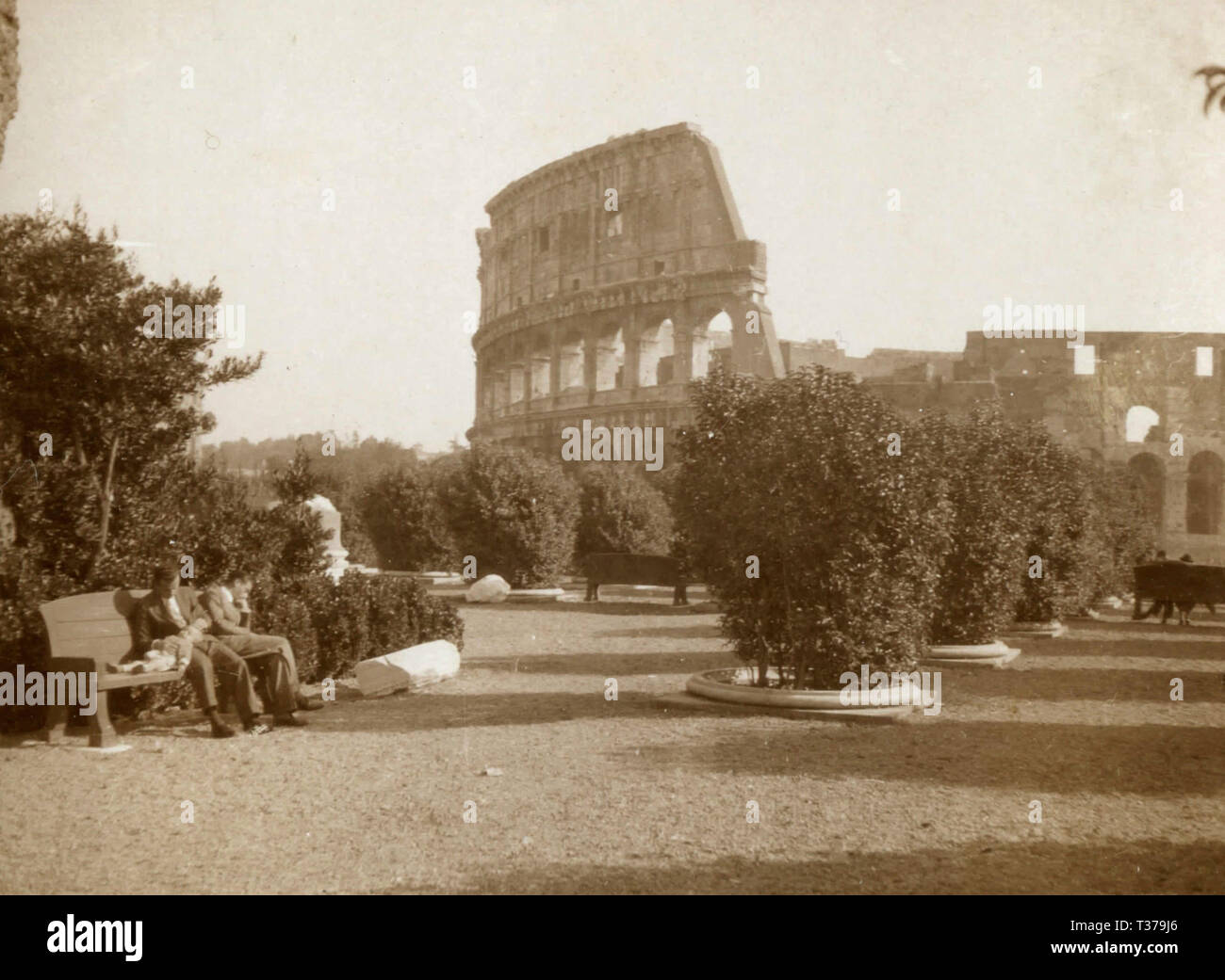 Vista del Coliseo, Roma, Italia 1920 Foto de stock