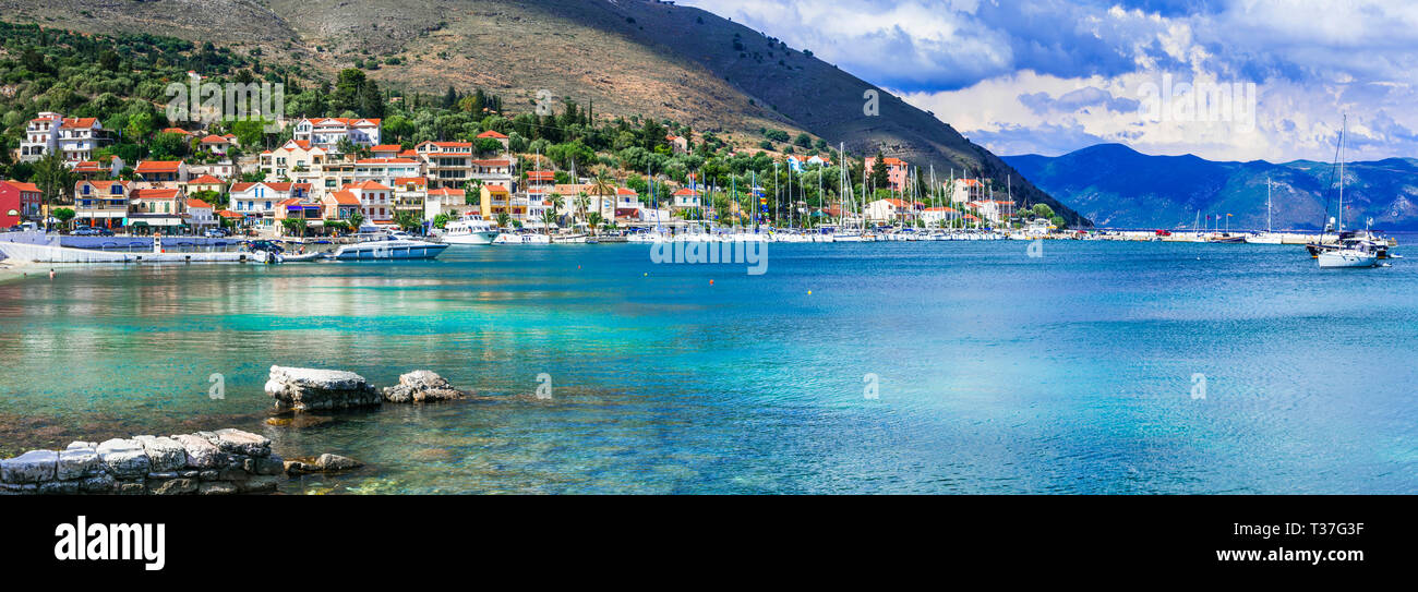 Impresionante Agia Efimia village, la isla Kefalonia, Grecia. Foto de stock