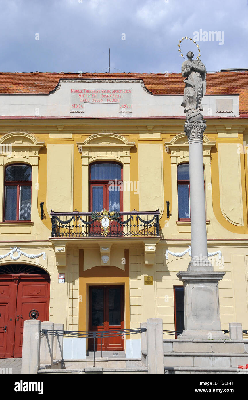 Palacio del Obispo, Rožňava, Eslovaquia. Püspöki palota, Rozsnyó, Szlovákia. Foto de stock