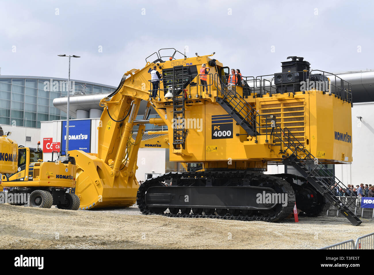 Komatsu Excavator Fotos E Imagenes De Stock Alamy