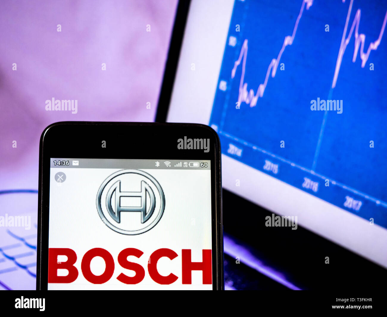 Ucrania. 8 abr, 2019. En esta foto ilustrativa un logotipo de Bosch VE mostrado en un teléfono inteligente. Crédito: Igor Golovniov SOPA/Images/Zuma alambre/Alamy Live News Foto de stock