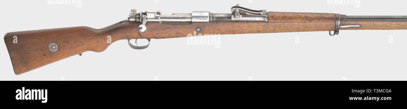 Armas de servicio, Imperio alemán, rifle 98, DWM 1916, encontró en el campo de batalla, calibre 8 x 57, número 3552x, Additional-Rights-Clearance-Info-Not-Available Foto de stock