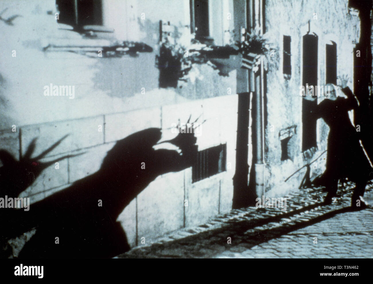 El actor Willem Dafoe en la película la sombra del vampiro, 2000 Foto de stock