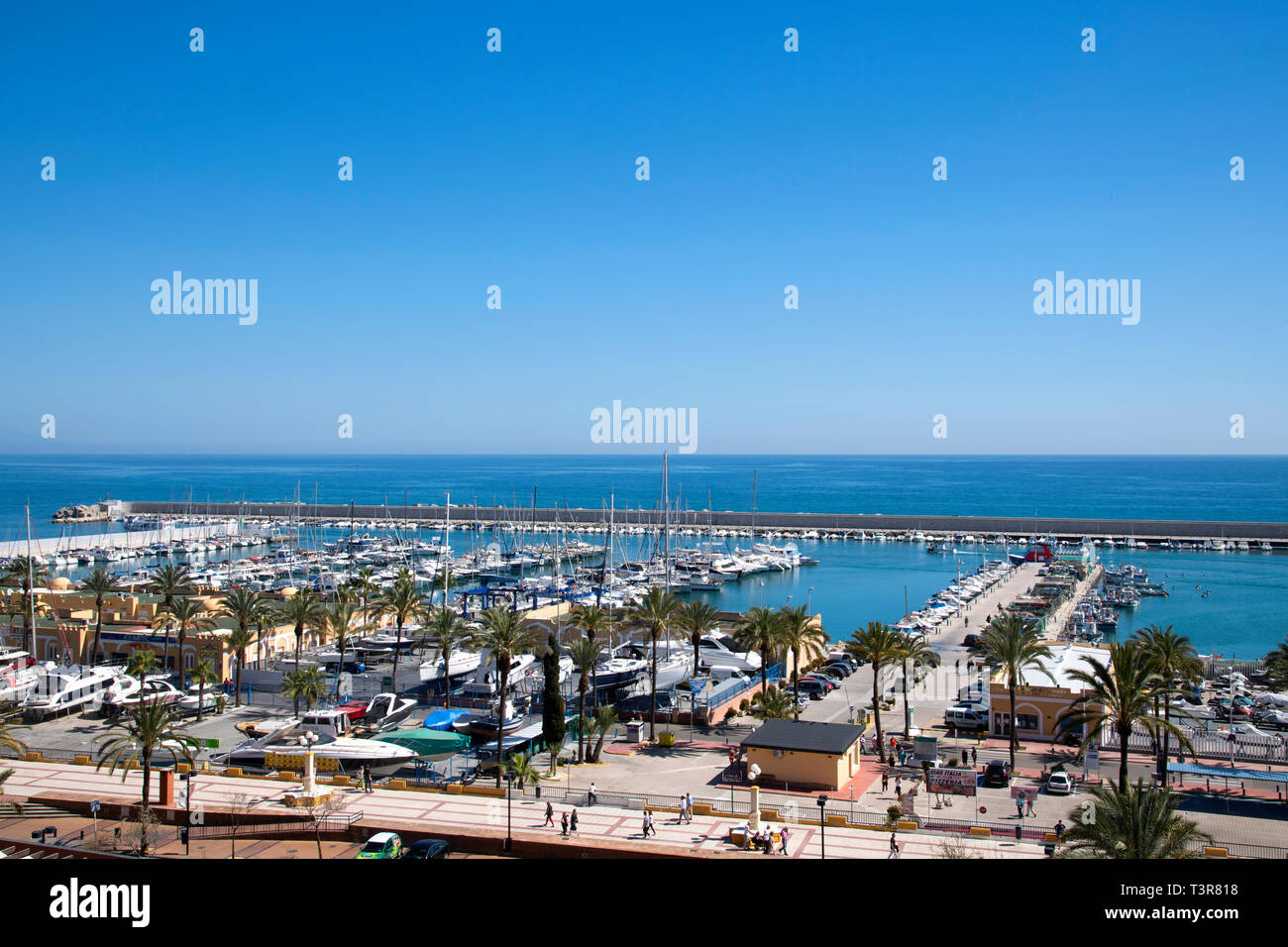 El Puerto Deportivo de Fuengirola, Málaga, España Fotografía de stock -  Alamy