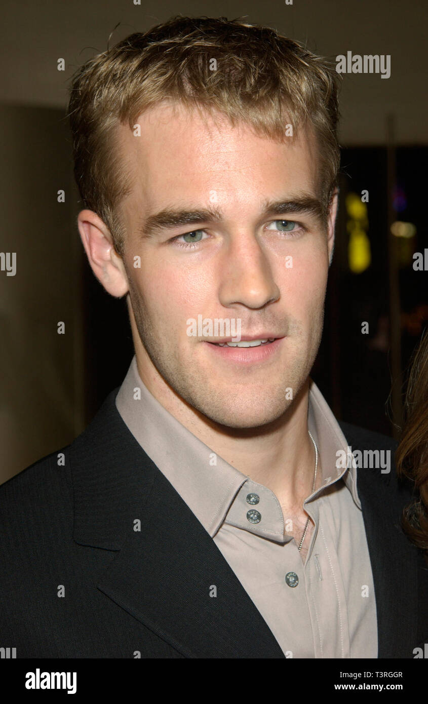 Los Angeles Ca Octubre 03 2002 El Actor James Van Der Beek En El Los Angeles Estreno De Su 