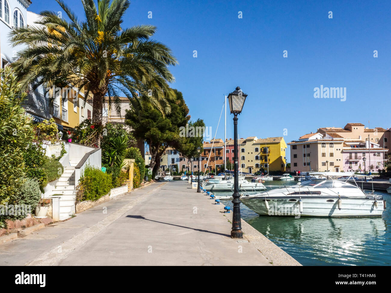 Puerto de Valencia Puerto de Valencia Puerto Sa Platja, Puerto Saplaya  España Europa Fotografía de stock - Alamy