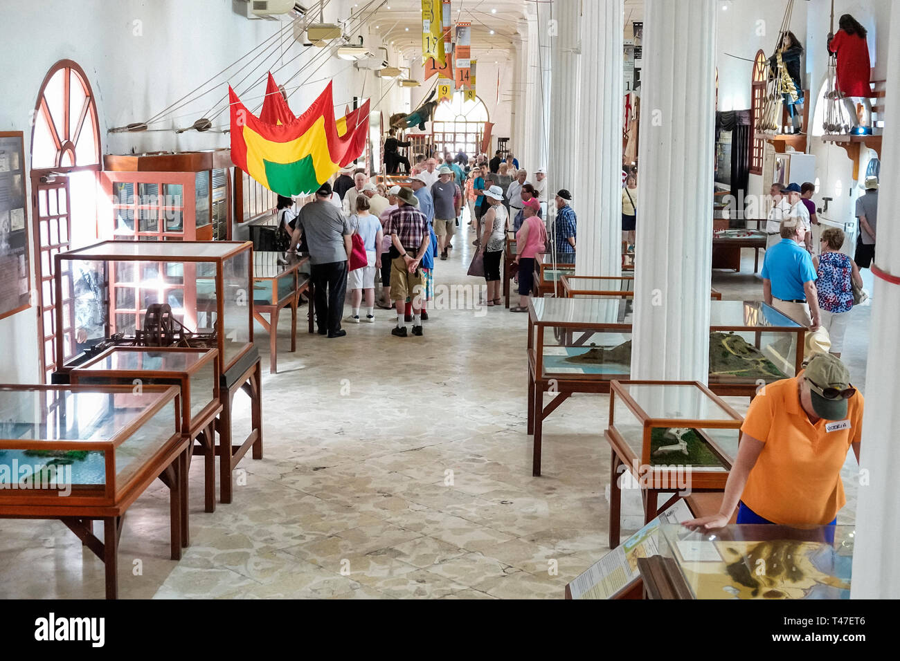 Cartagena Colombia,Museo Naval del Caribe,Museo Naval del Caribe,exhibición,residente hispano,residentes,interior,COL190122038 Foto de stock