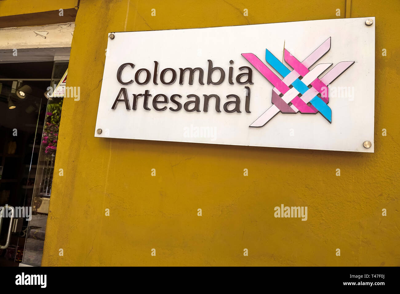 Cartagena COLOMBIA,SIGN DE TIENDA,ARTESANÍA,PRODUCTOS ARTESANALES,COL190122083 Foto de stock