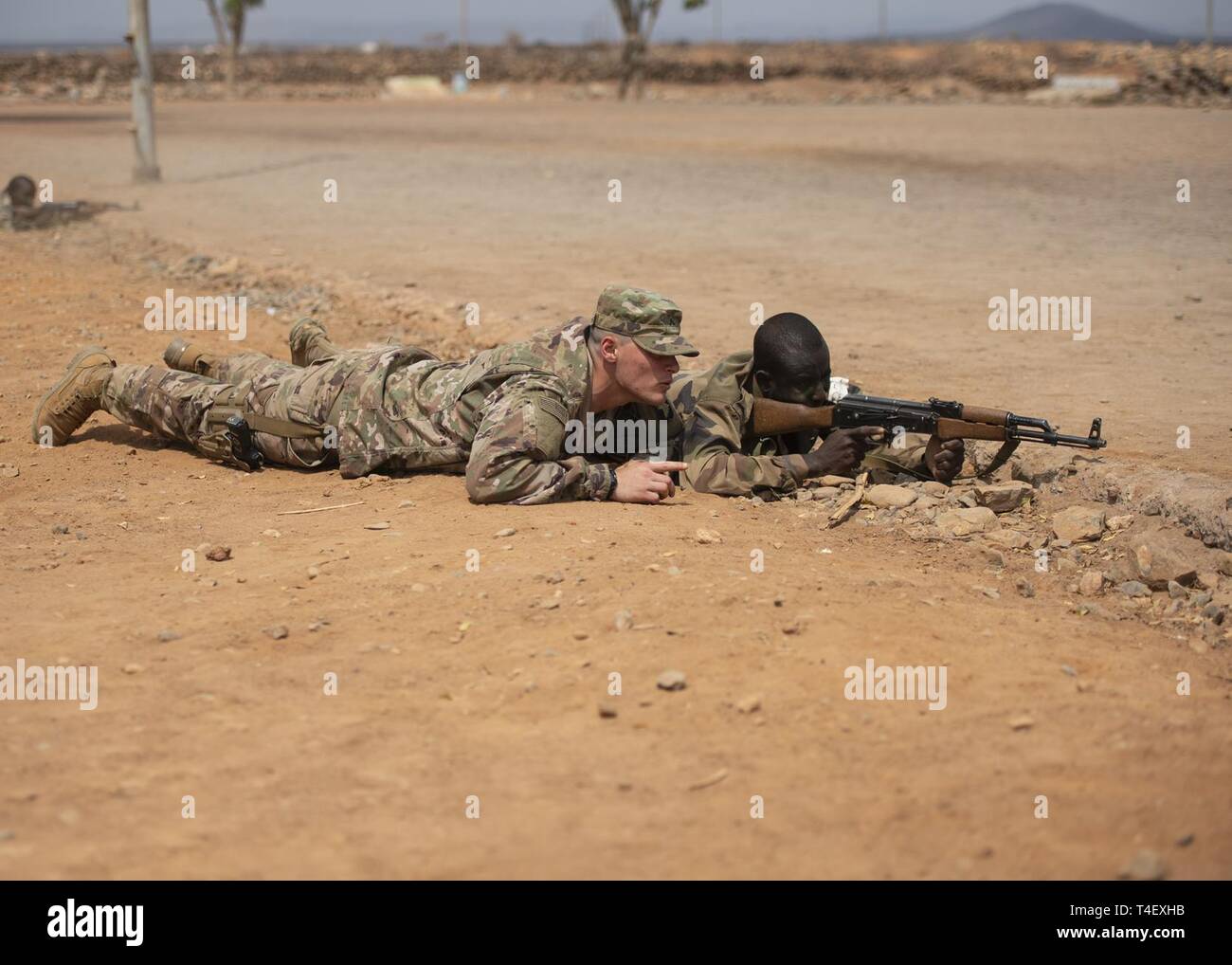 Un Soldado Del Ejército Con Sede Compañía Batallón De