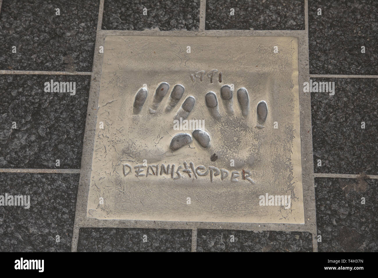 Dennis Hopper, huellas de manos, el Palais des Festivals, Cannes, Cote d Azur, Provenza, Riviera Francesa, Francia, Europa Foto de stock