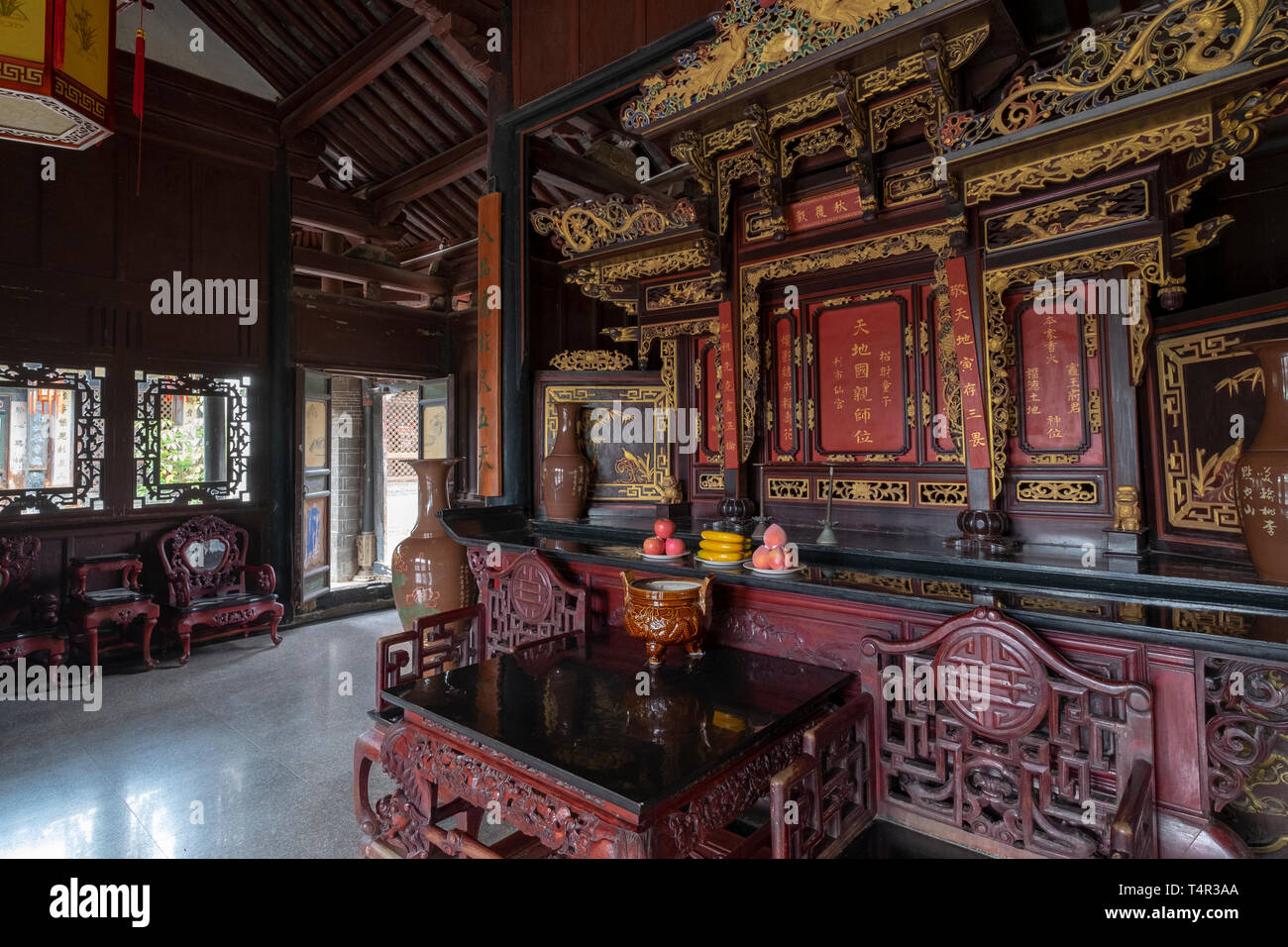 Interior de la casa de la familia Zhu Jianshui, Antigua Ciudad, Provincia de Yunnan, China Foto de stock