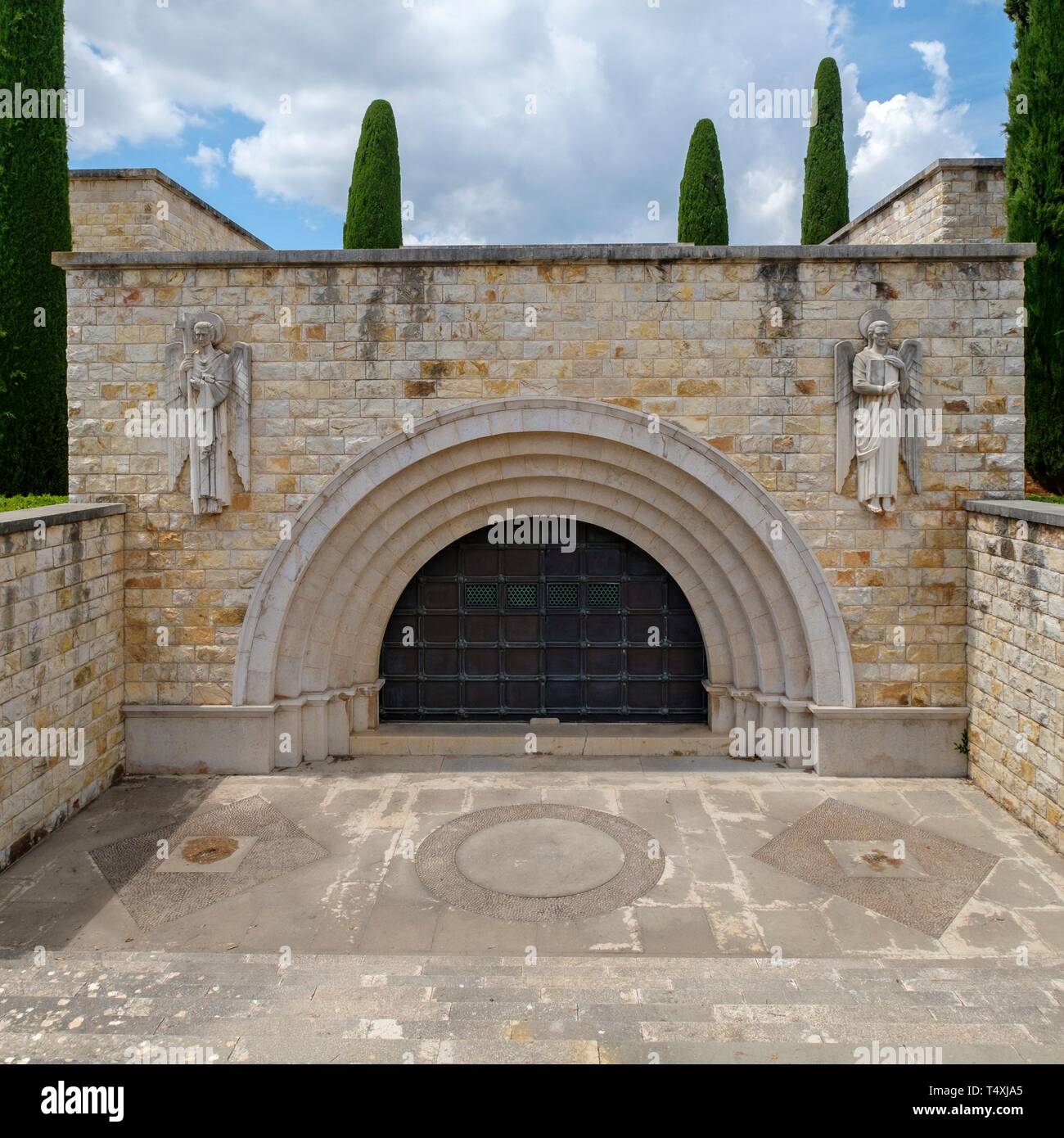 Mausoleo de la familia March, esculturas de Horacio de Eguia, el Cementerio Municipal de Palma, Mallorca, Islas Baleares, España. Foto de stock