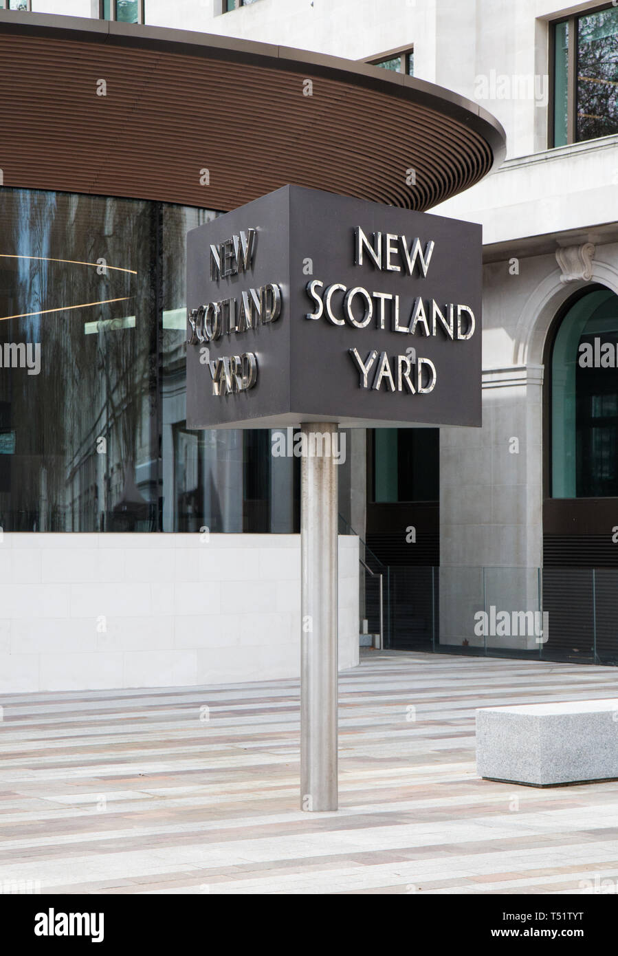 New Scotland Yard sign Foto de stock