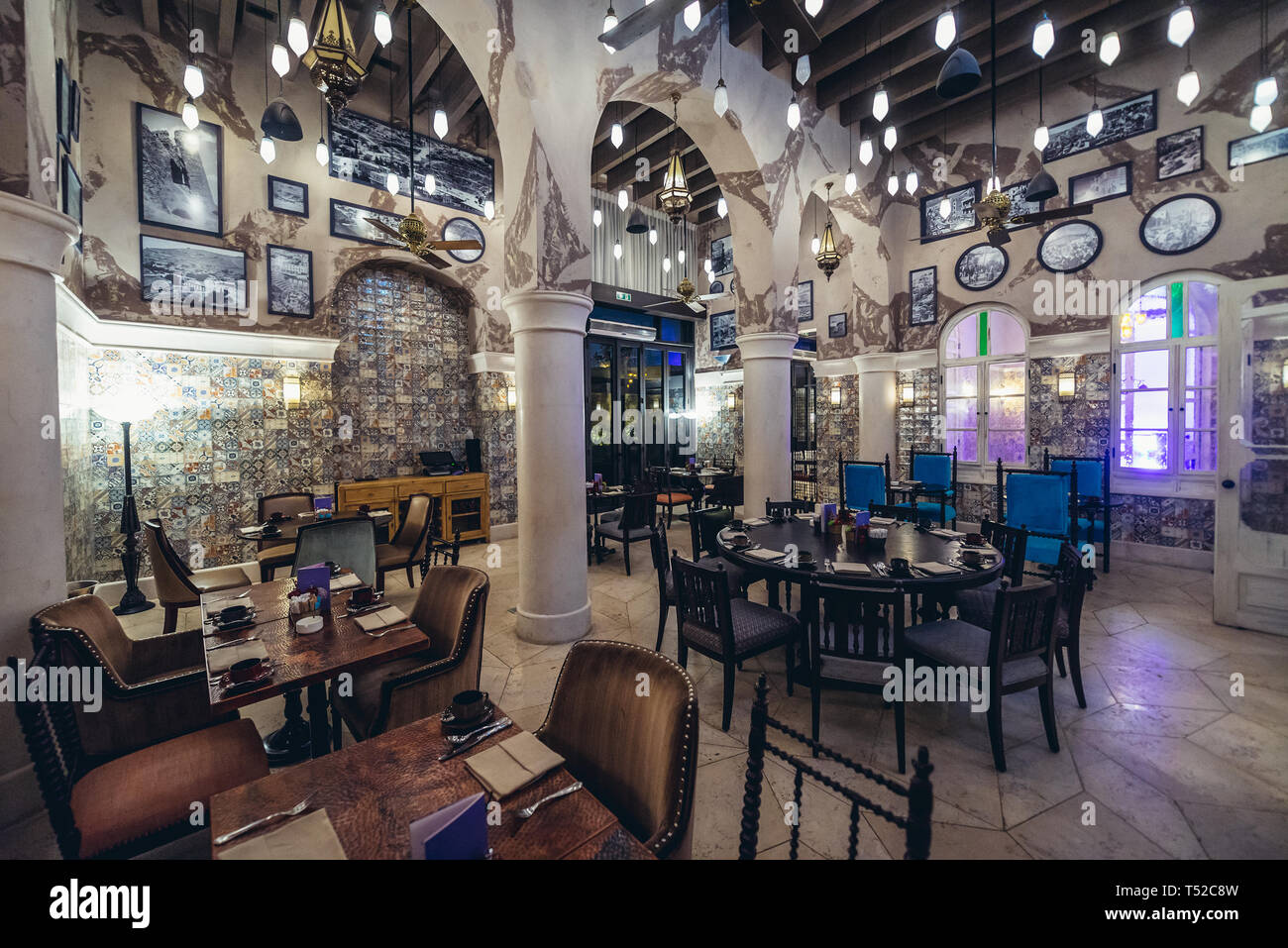 Restaurante en Ammán Fairmont Hotel de lujo de la ciudad de Amán, Jordania  Fotografía de stock - Alamy