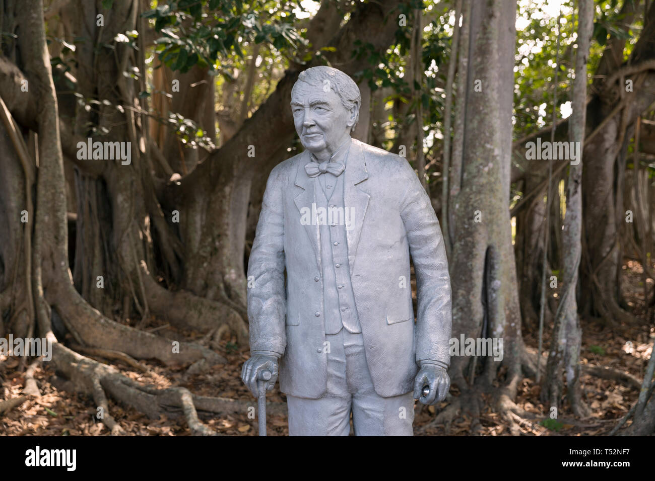 Estatua de Thomas Edison, el inventor americano, Museo Edison-Ford Foto de stock