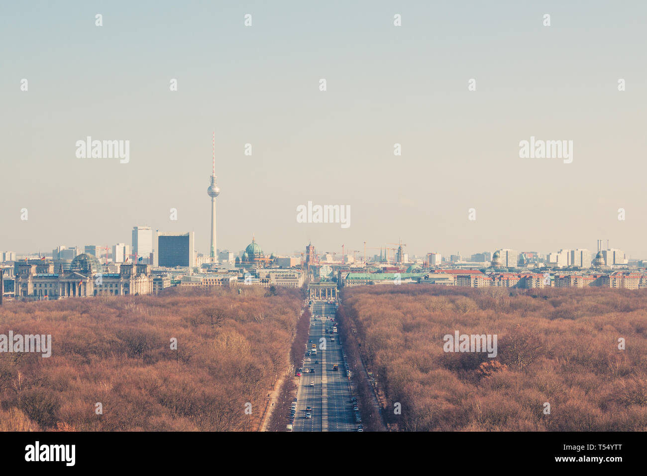 El horizonte de la ciudad de Berlín - Berlin City Centre - antena Foto de stock
