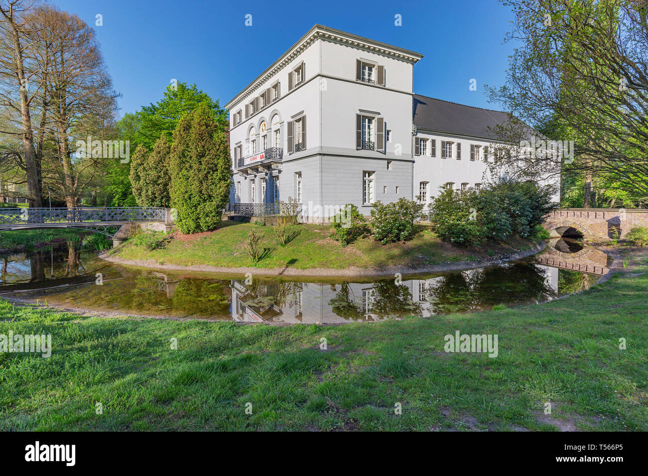 Krefeld Vista A Casa Sollbrueggen Un Ex Caballero Del Asiento