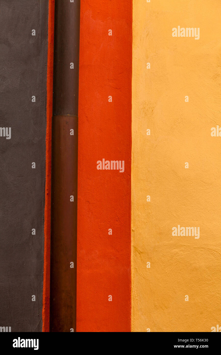 Diseno Simple De Una Pared En Una Casa En Golden Lane En Praga