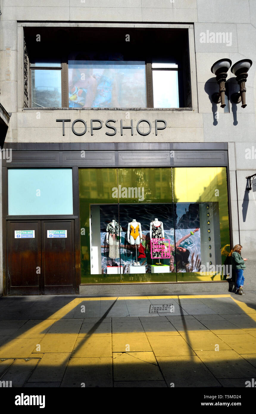 Londres, Inglaterra, Reino Unido. Topshop de Oxford Street Fotografía de  stock - Alamy