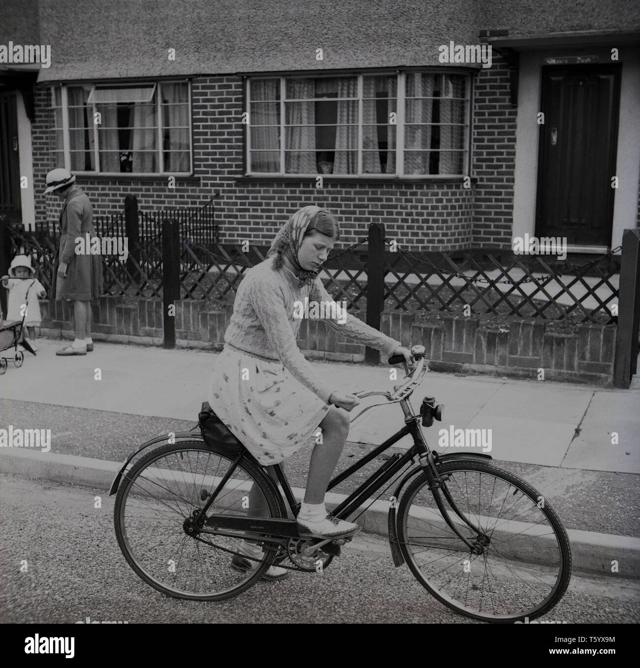 Bicicleta hercules fotografías e imágenes de alta resolución - Alamy