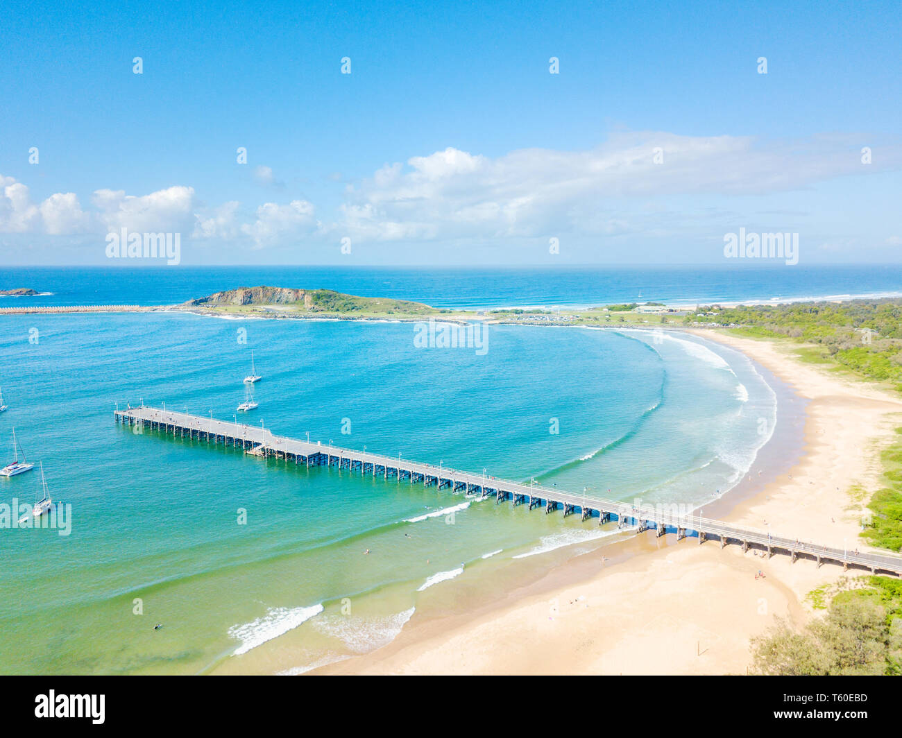 Una vista aérea de Coffs Harbour Beach y el puerto Foto de stock