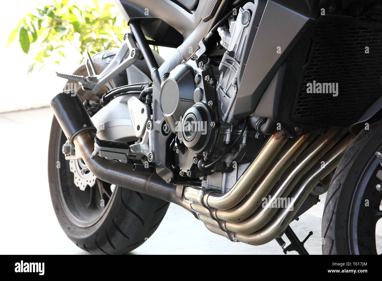 El gran motor de motocicleta o bicicleta Foto de stock